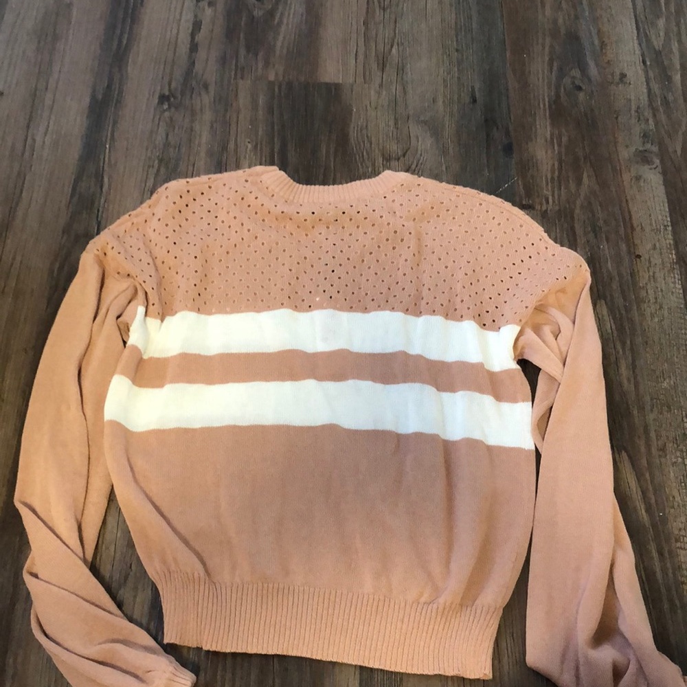 Heartloom Peyton Sweater - Picture 6 of 8